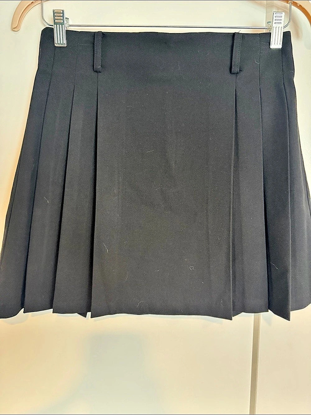 Mango Pleated skirt Pleated Mini Skirt in Black Size Medium NWT